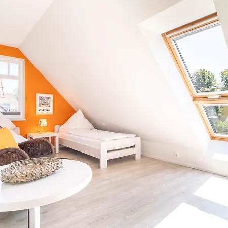 Holiday home Haus Strandhafer Wf-06 Wustrow (Fischland)