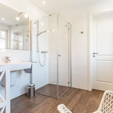 Holiday home Haus Strandhafer Wf-06 Wustrow (Fischland)